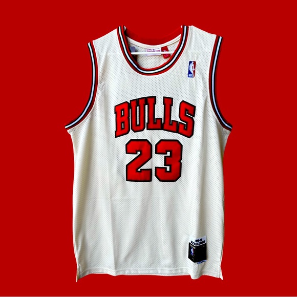 Vintage Retro Mitchell Ness Michael Jordan Chicago Bulls Jersey